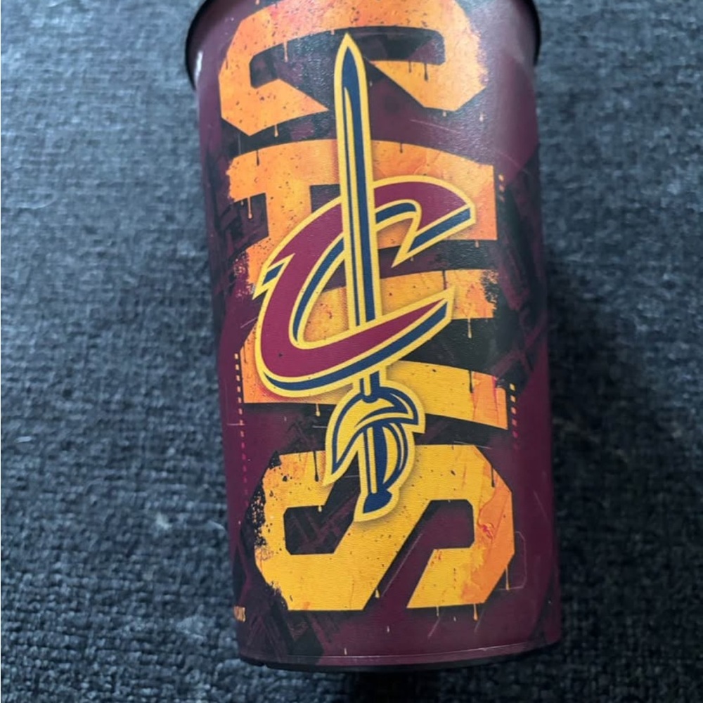 Cleveland Cavaliers Monsters Gold & Wine Logo cup